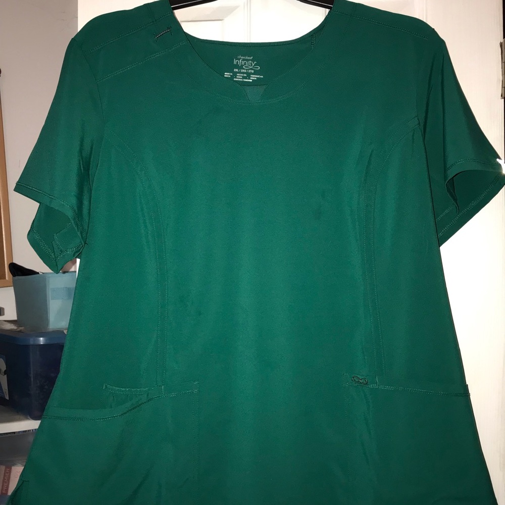 Women’s Cherokee Infinity scrubs